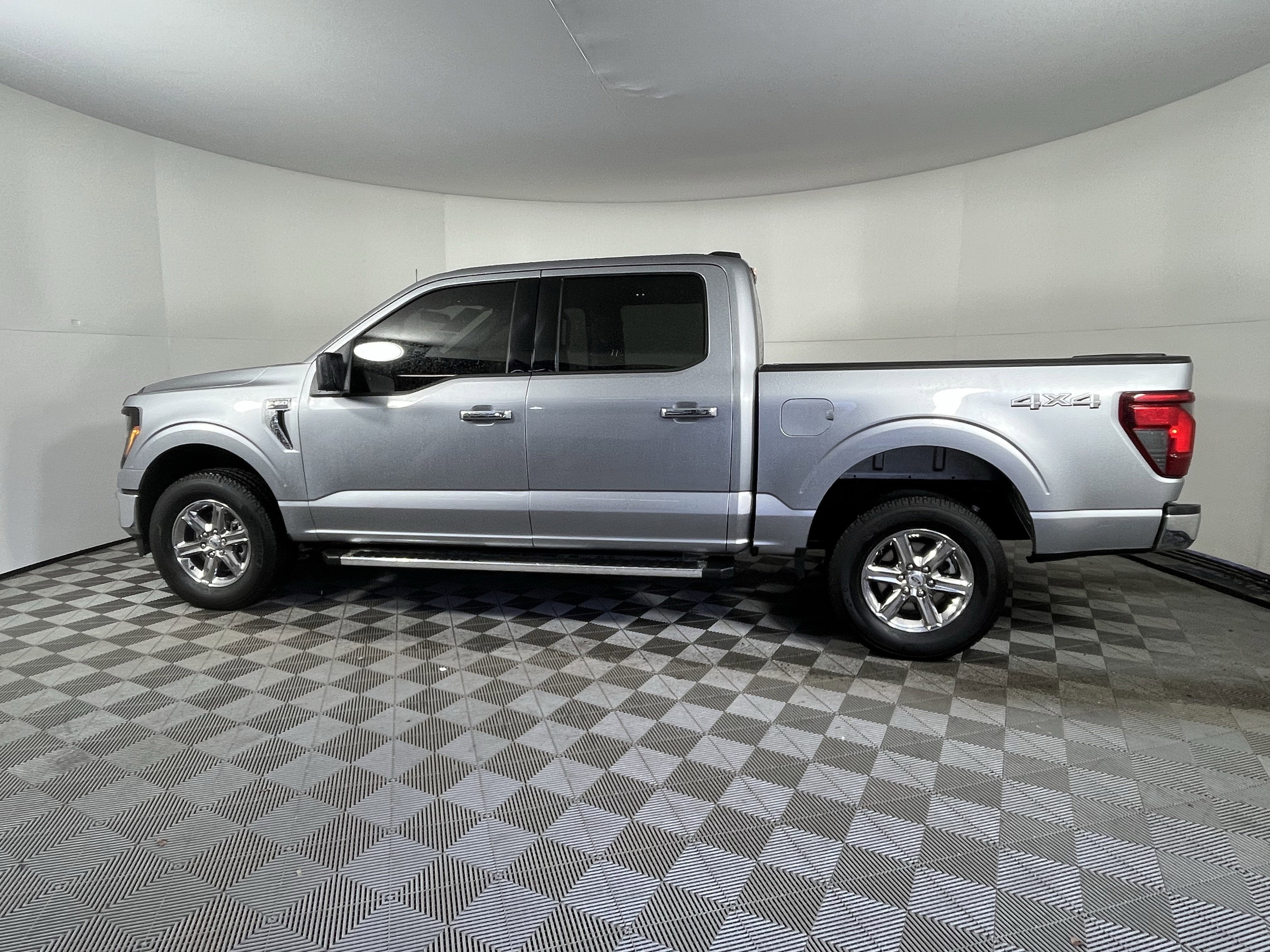 2025 Ford F-150 — side profile view