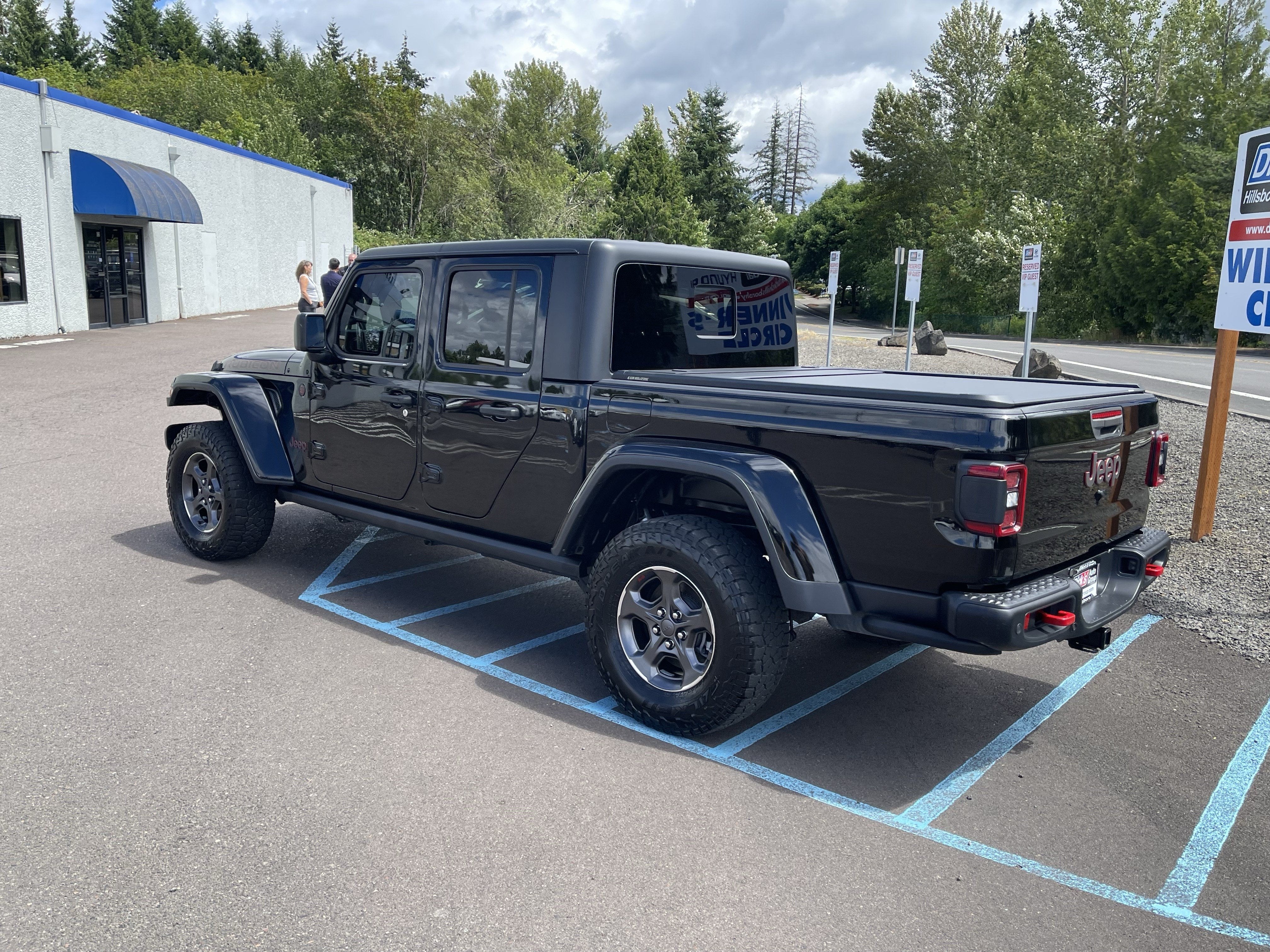 2020 Jeep Gladiator — rear three-quarter view