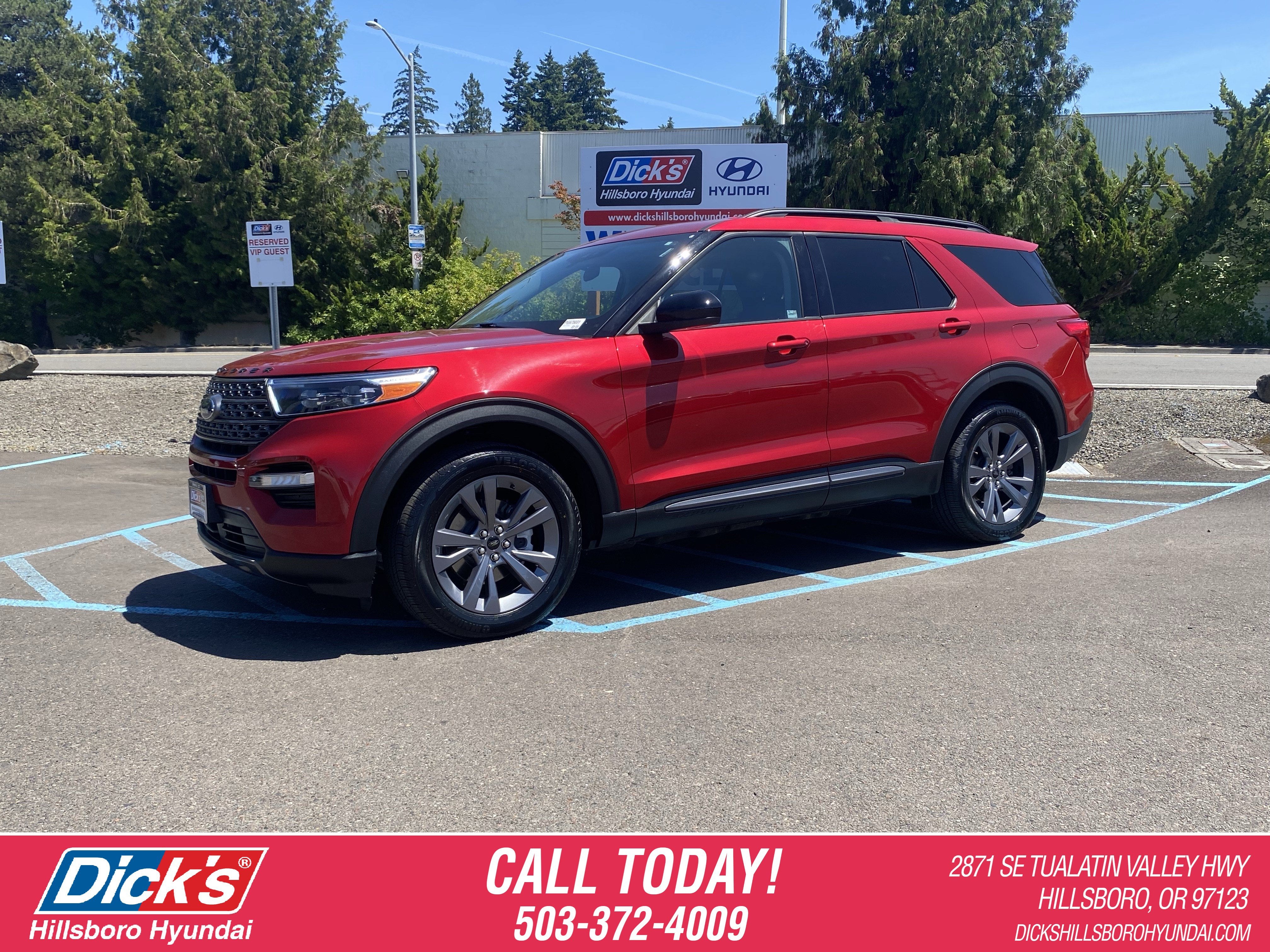 2023 Ford Explorer XLT in Other — front three-quarter view