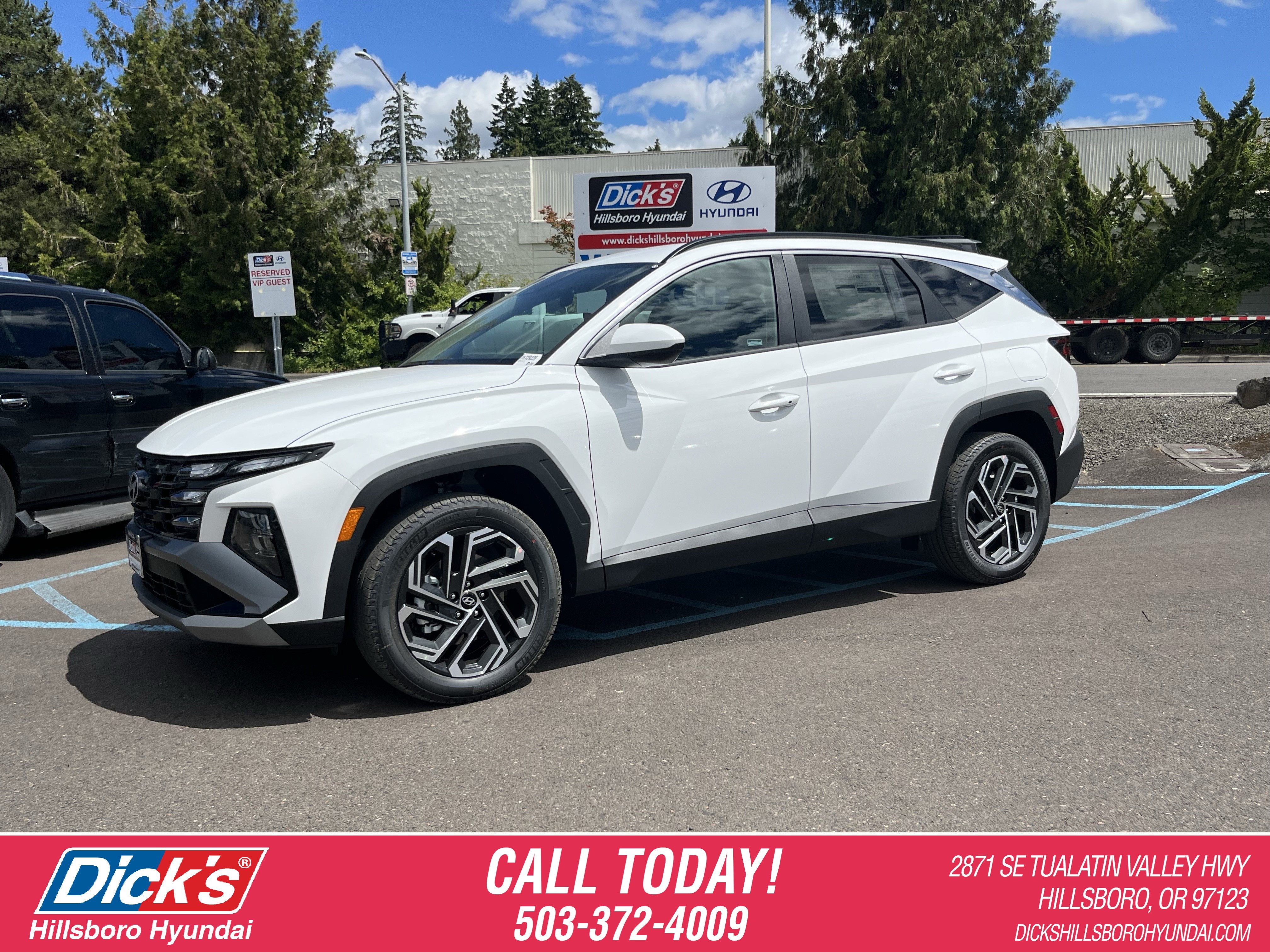 2026 Hyundai TUCSON SEL Plus in Serenity White Pearl — front three-quarter view