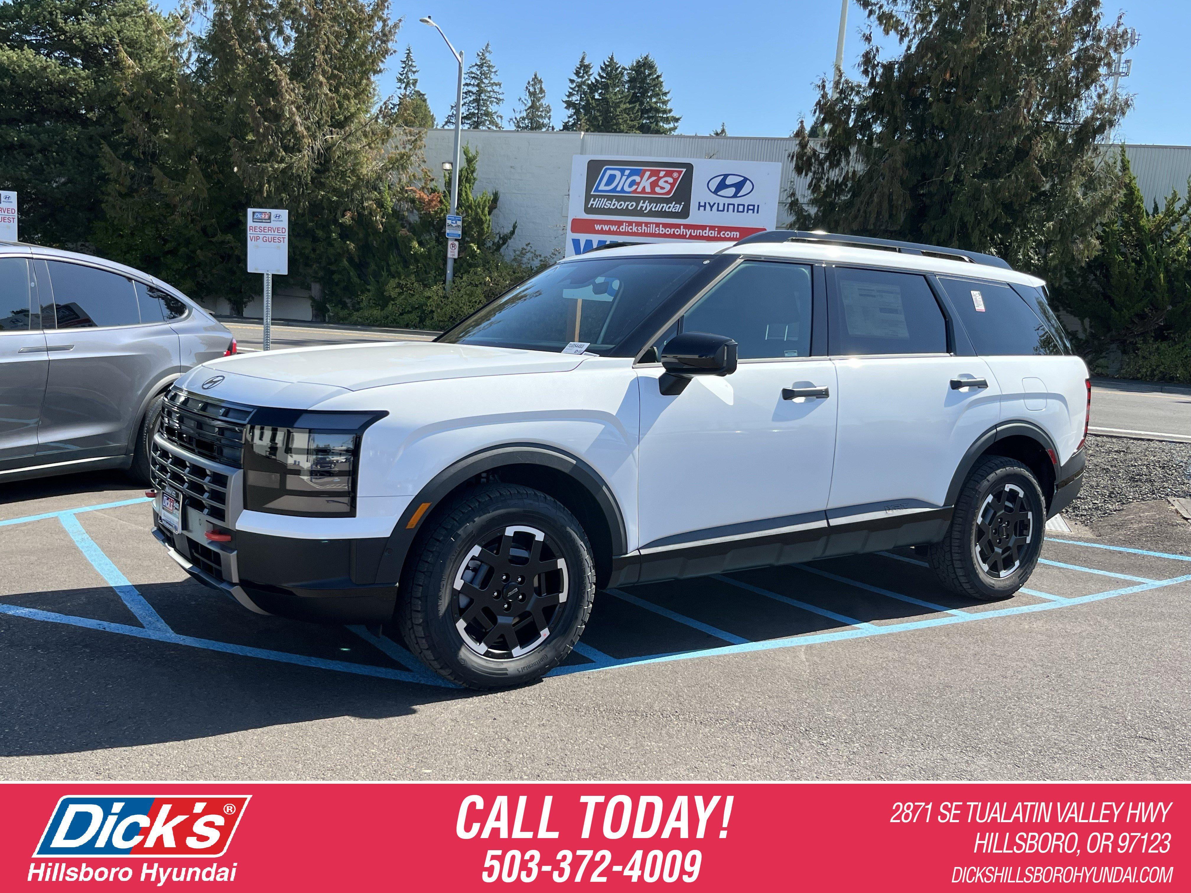 2026 Hyundai PALISADE XRT Pro in Creamy White Pearl — front three-quarter view