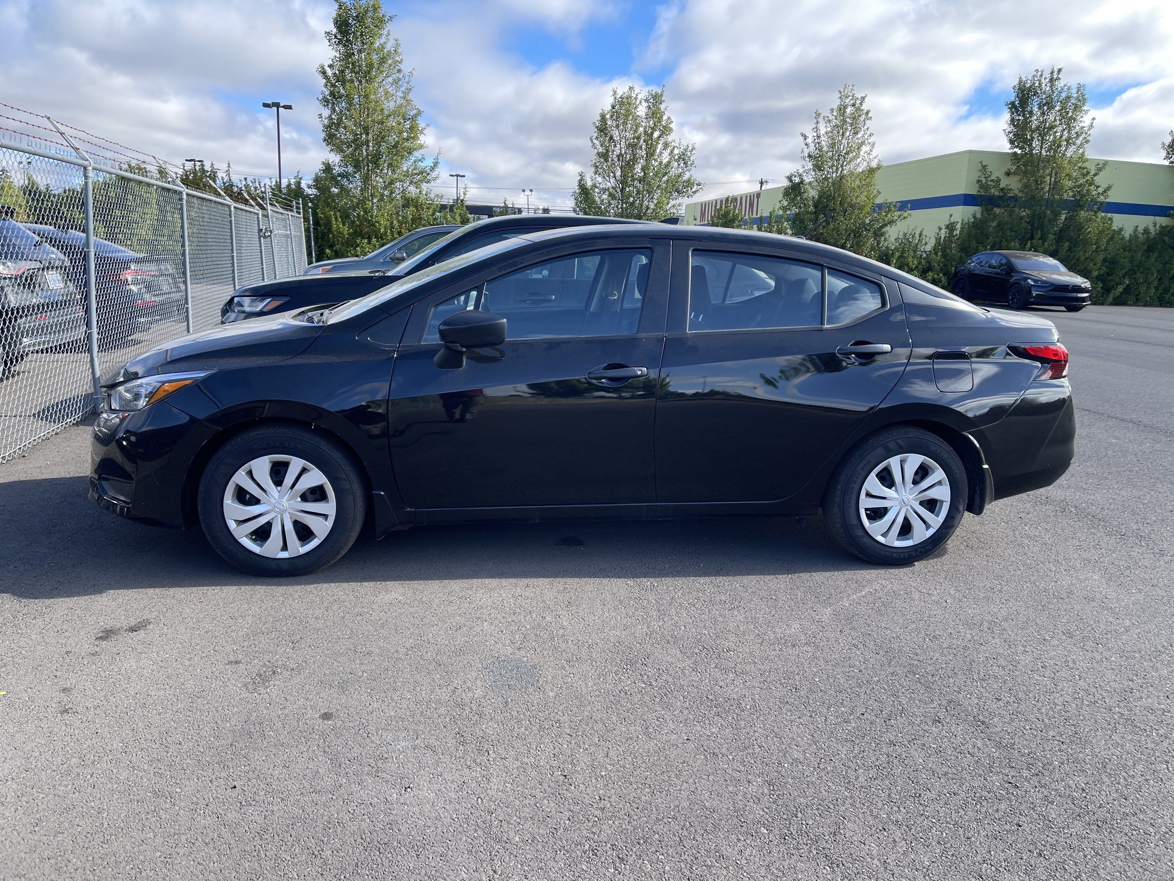 2025 Nissan Versa — side profile view